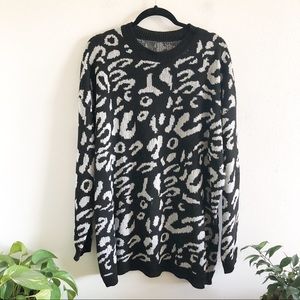 VESTIDOS black and white leopard print sweater XXL
